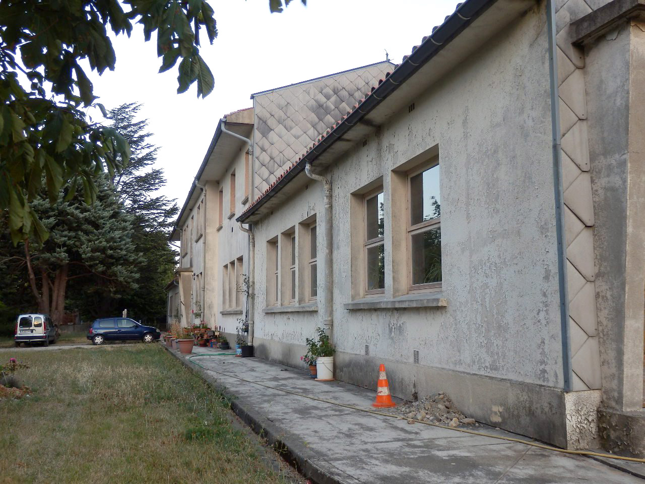 GROUPE SCOLAIRE
J.J. MORER ECOLE_Caudies/photos/10.jpg