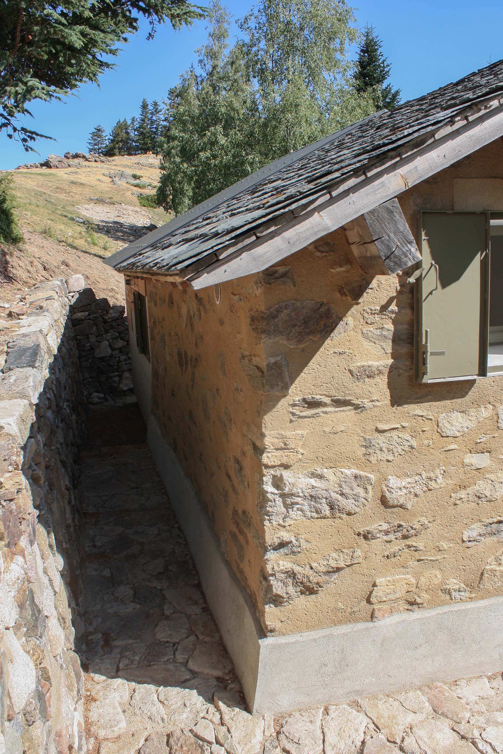 CABANE PASTORALE
DE MARIAILLES GPC_Mariailles/photos/05.jpg