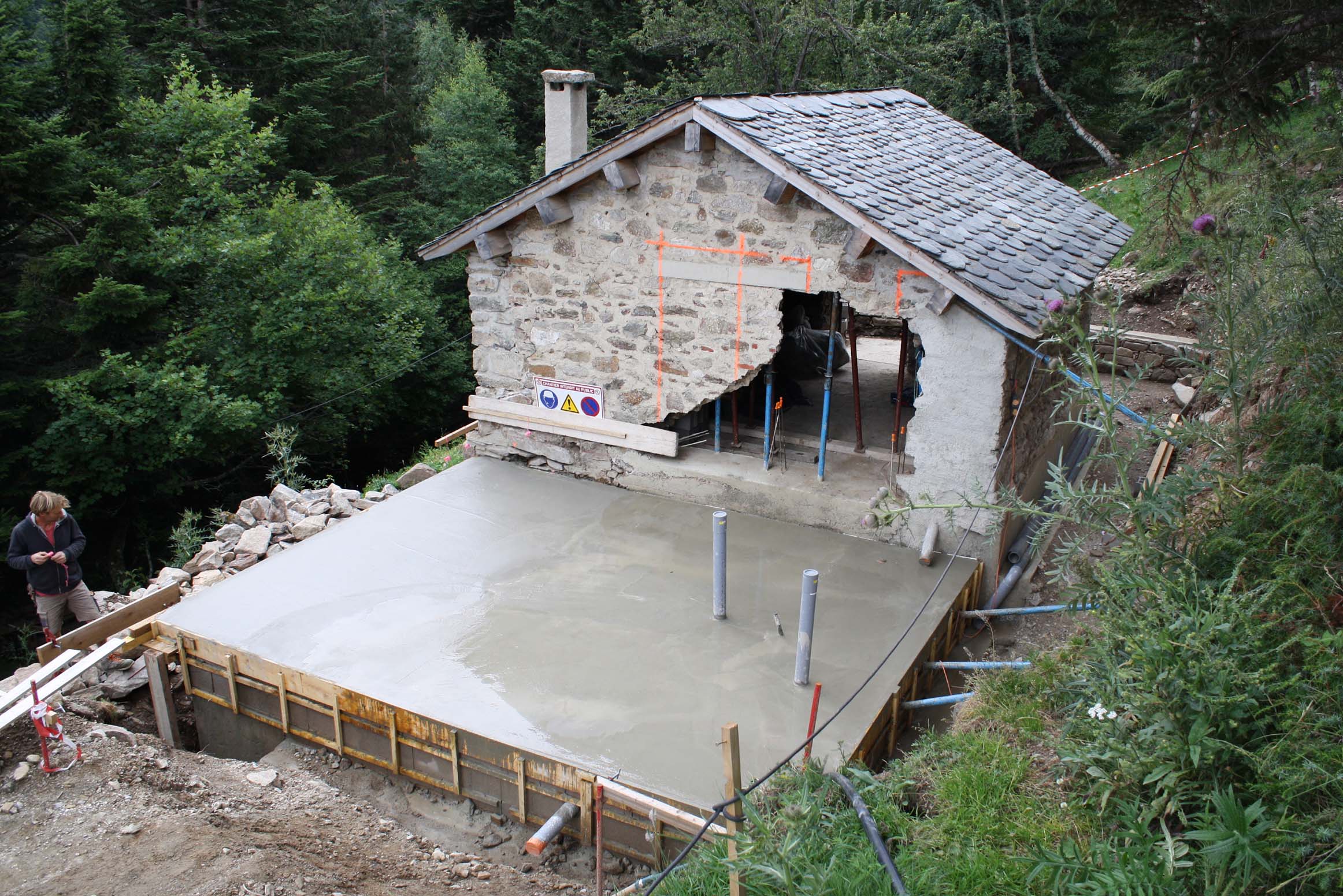 CABANE PASTORALE
DE MARIAILLES GPC_Mariailles/photos/chantier/04.jpg