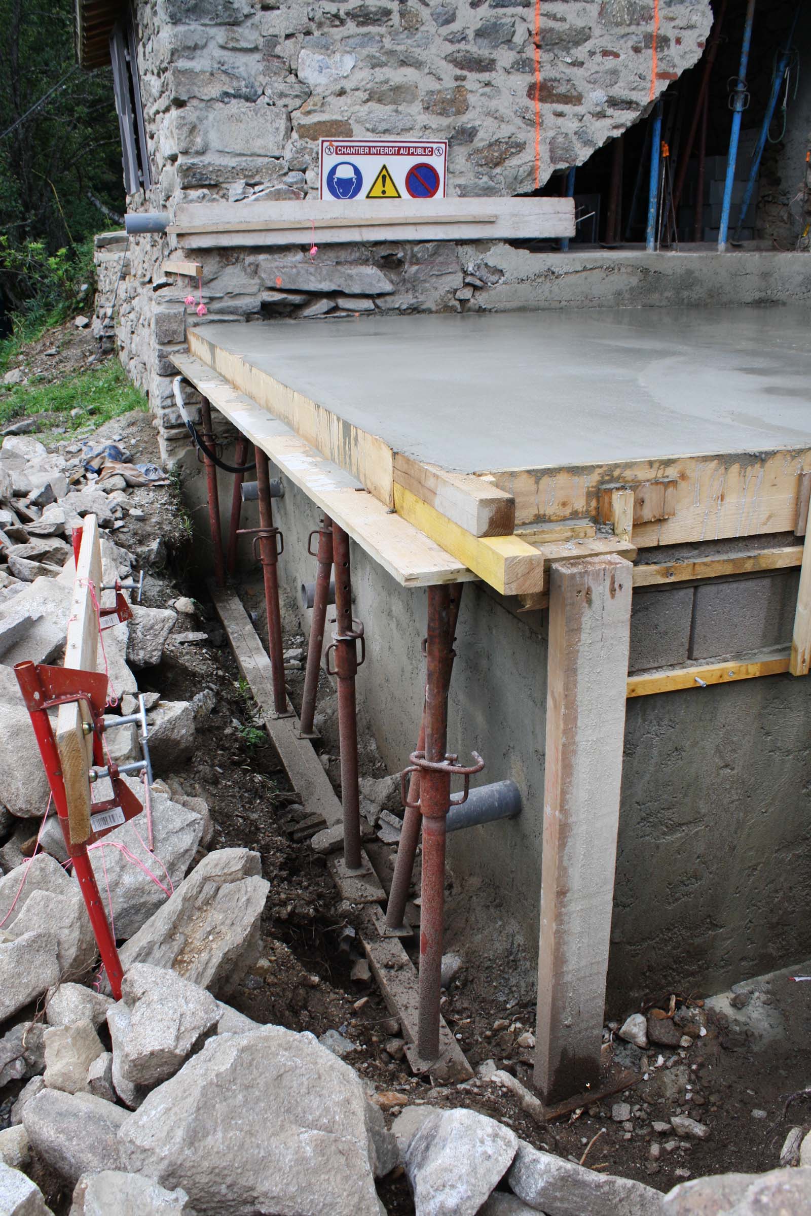 CABANE PASTORALE
DE MARIAILLES GPC_Mariailles/photos/chantier/07.jpg