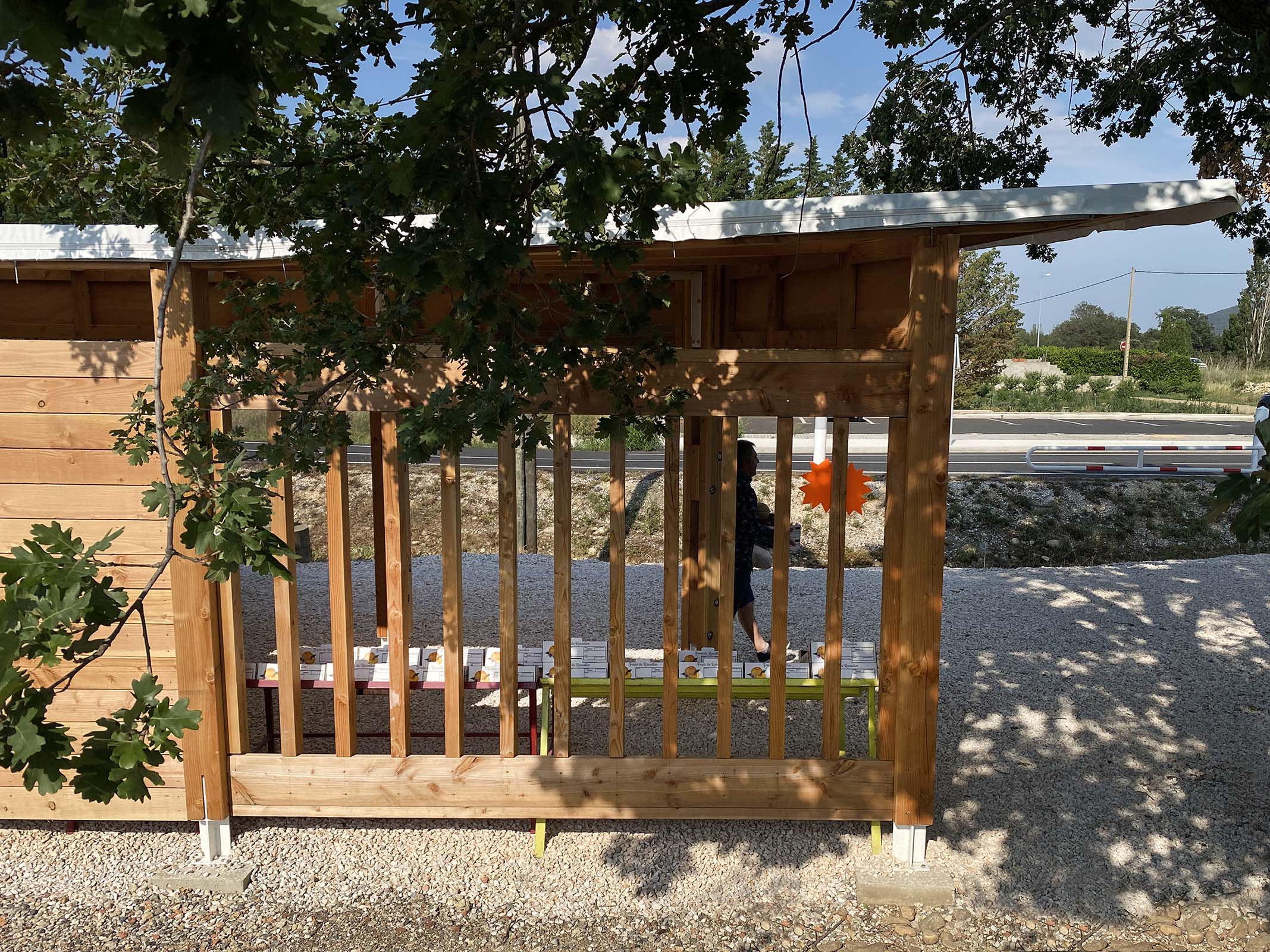 STAND DE VENTE JCB_Bouleternere/photos/08.jpg