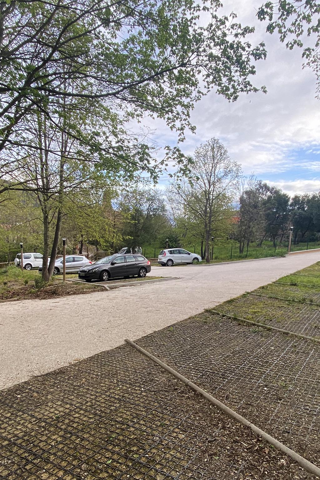 AIRE
DE STATIONNEMENT