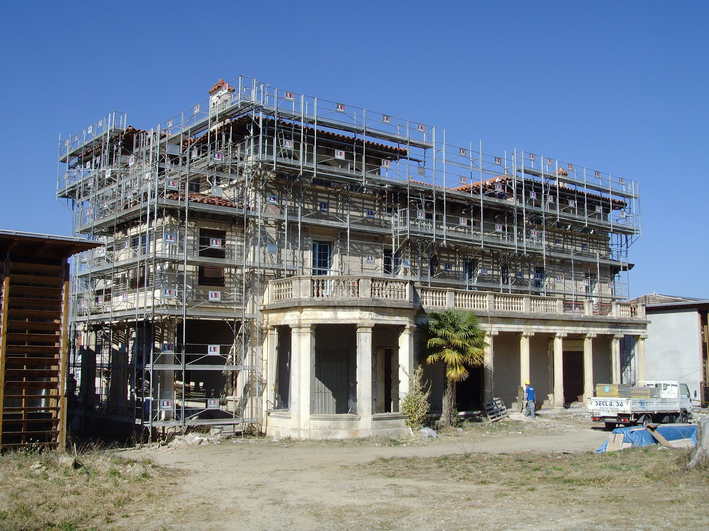 CENTRE PAU CASALS
TRANCHE 2 UCEchateau_Prades/photos/chantier/04.jpg